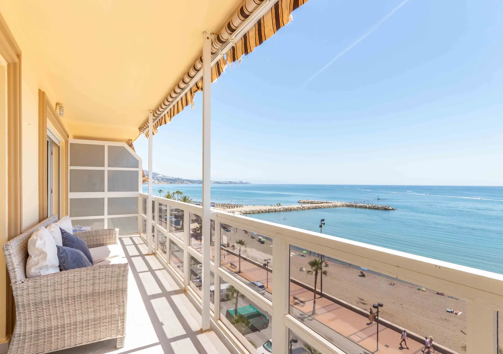 Ático dúplex · Primera línea de playa, Fuengirola