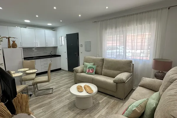 Planta baja en Puerto deportivo, Fuengirola